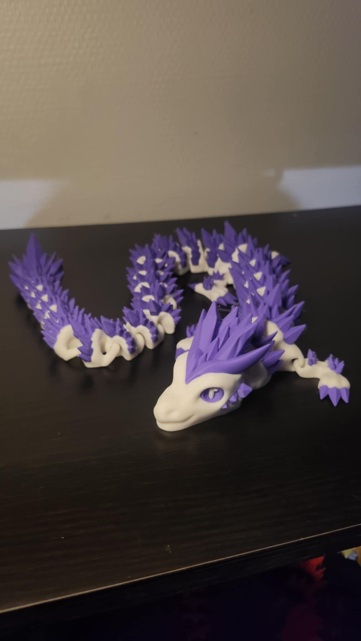 Hvid og lilla drage 62 CM